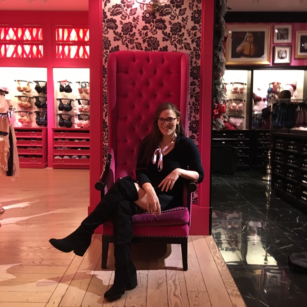 Meet your Posher, Leah